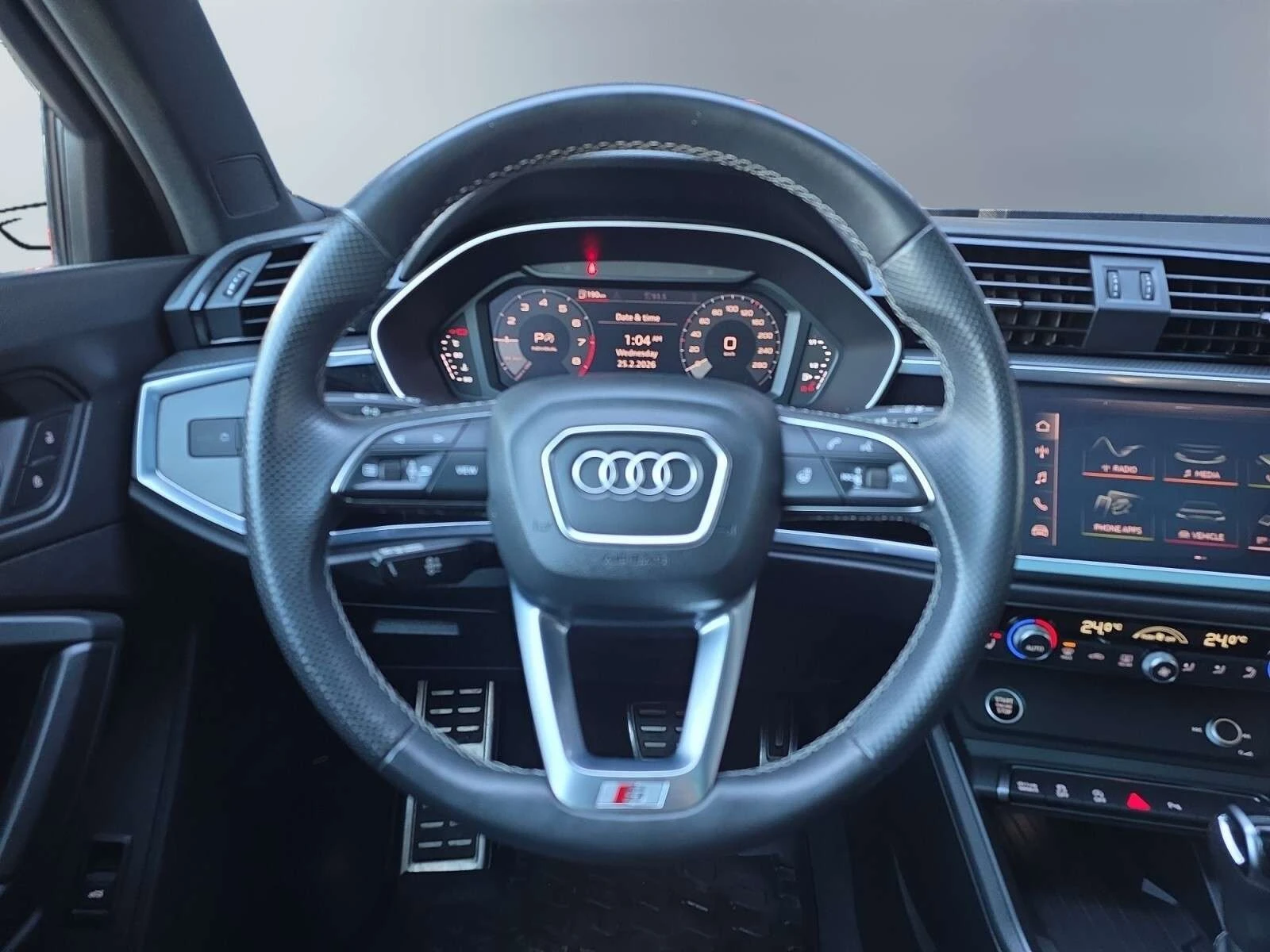 Audi Q3 Progressiv S-Line Black Optics / DIGITAL DASH , снимка 12 - Автомобили и джипове - 54972654