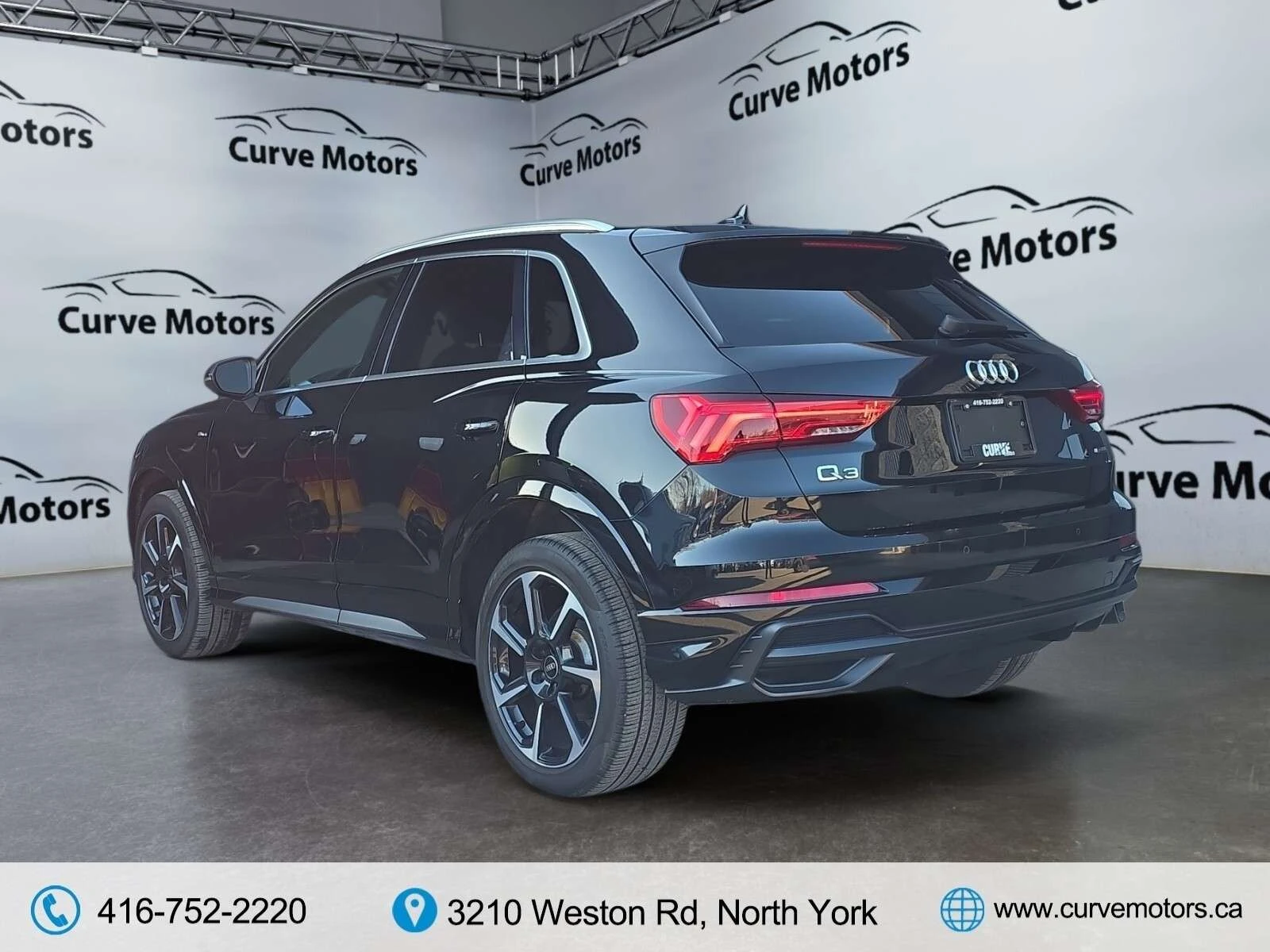 Audi Q3 Progressiv S-Line Black Optics / DIGITAL DASH , снимка 5 - Автомобили и джипове - 54972654