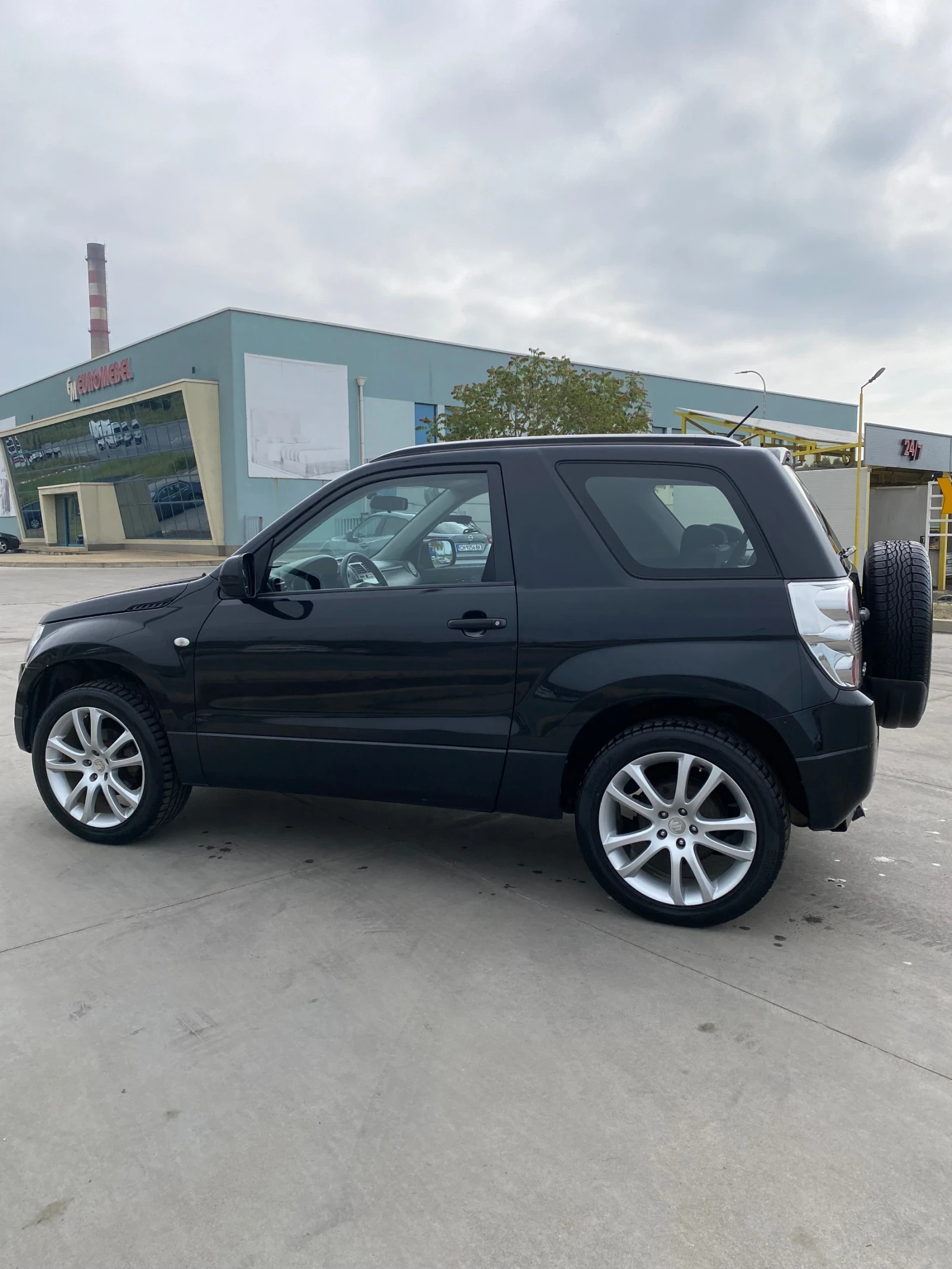 Suzuki Vitara 1.6, снимка 2 - Автомобили и джипове - 55612226