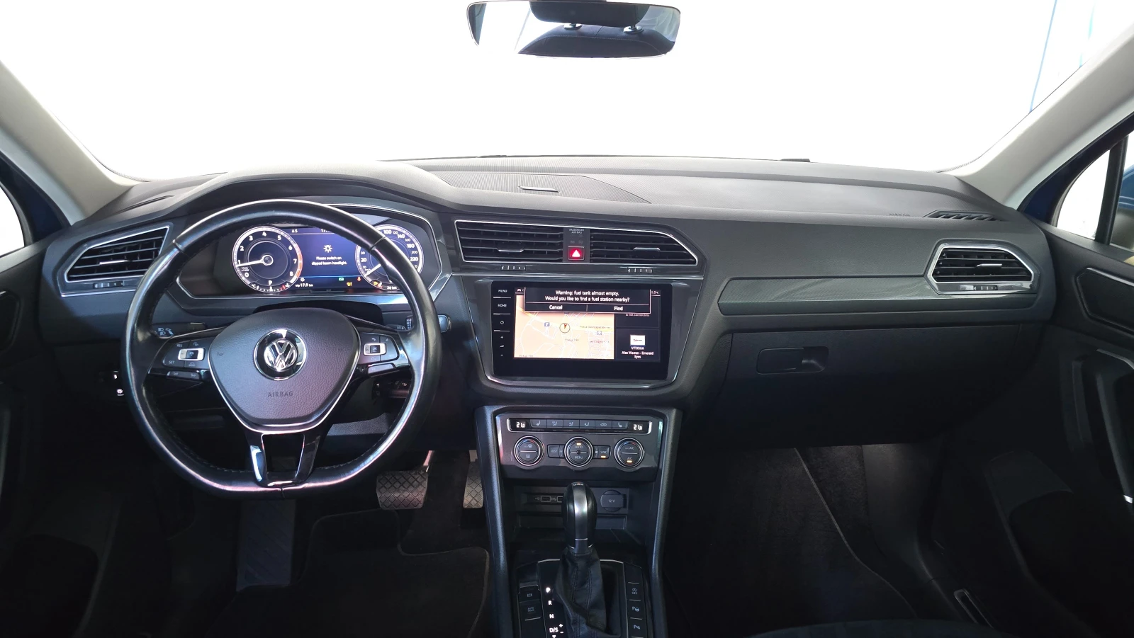 VW Tiguan 2.0 TSI | 4MOTION* CAM* ПОДГРЕВ* , снимка 8 - Автомобили и джипове - 56271217