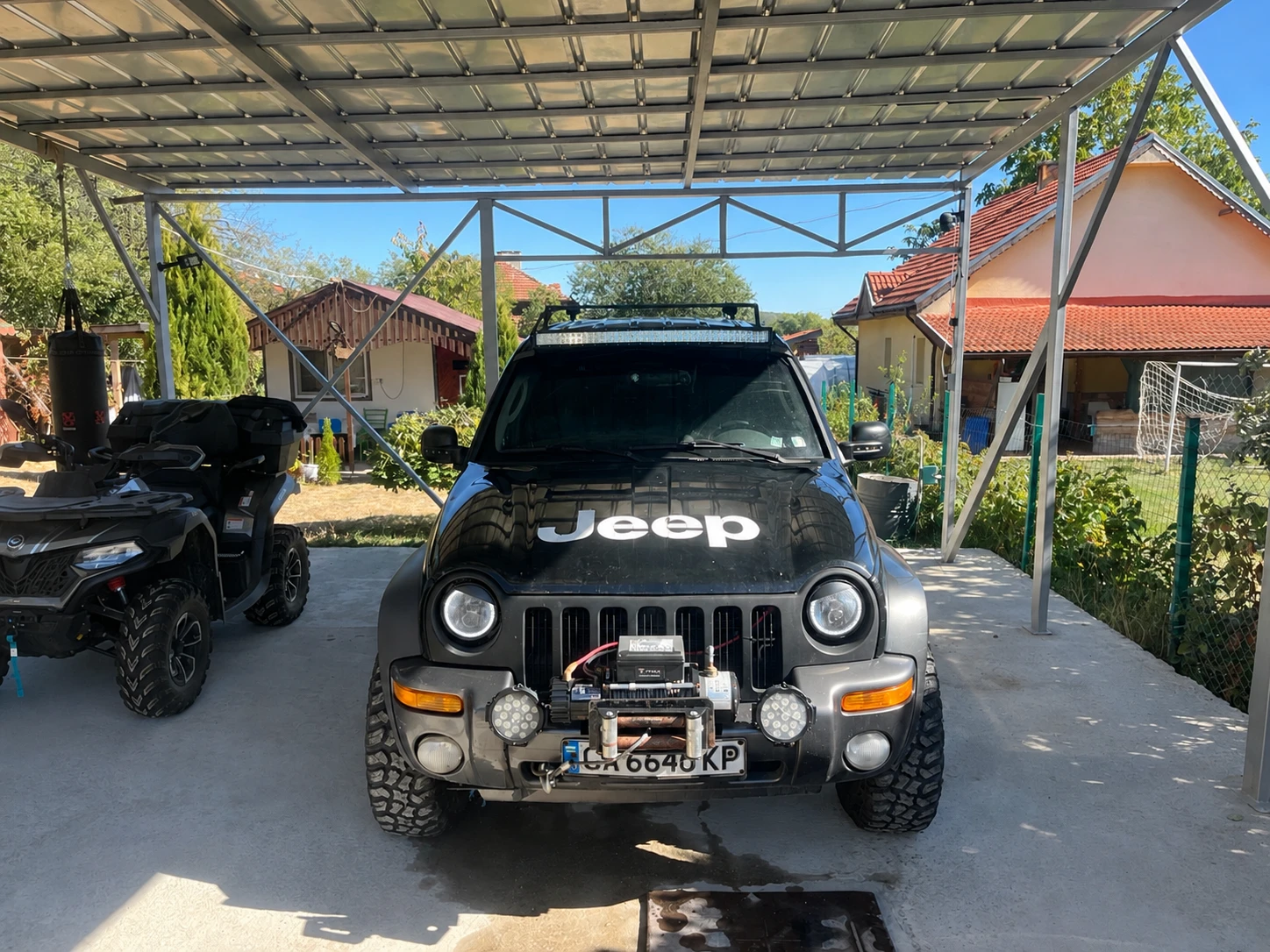 Jeep Cherokee 2.8, снимка 2 - Автомобили и джипове - 56347319
