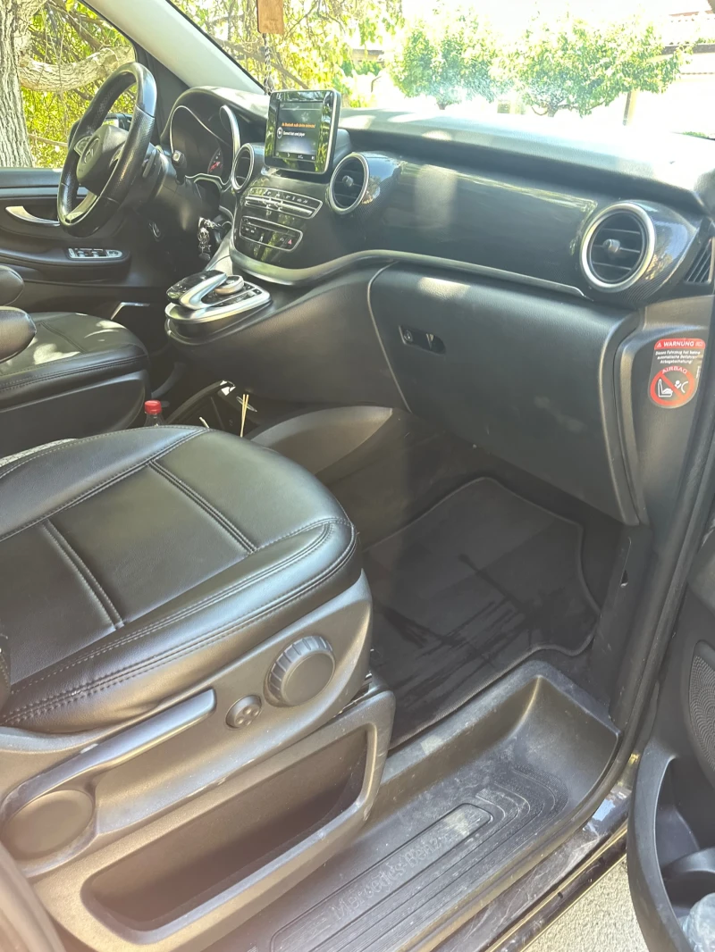 Mercedes-Benz V 220, снимка 9 - Бусове и автобуси - 52726511