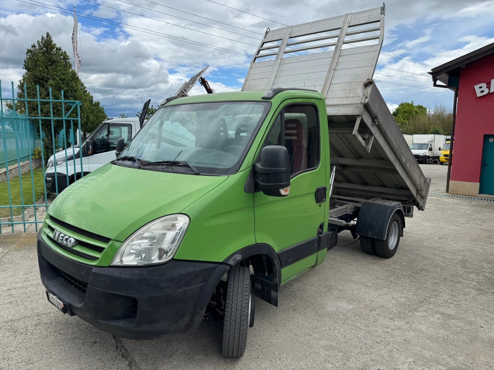 Iveco Daily 35c12* 121.000km* Тристранен самосвал - изображение 2