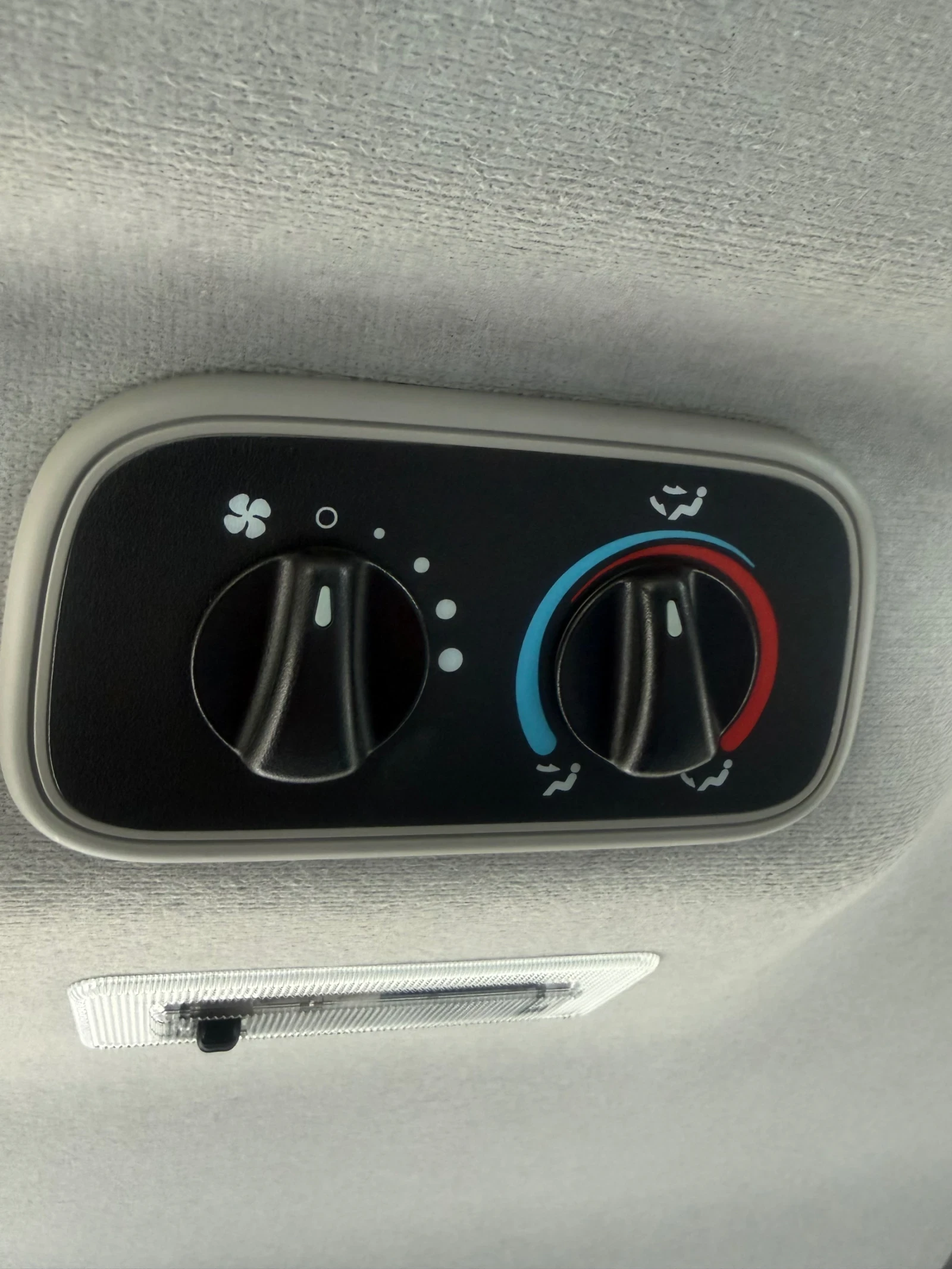 Ford Transit 2.2, снимка 15 - Бусове и автобуси - 53847922