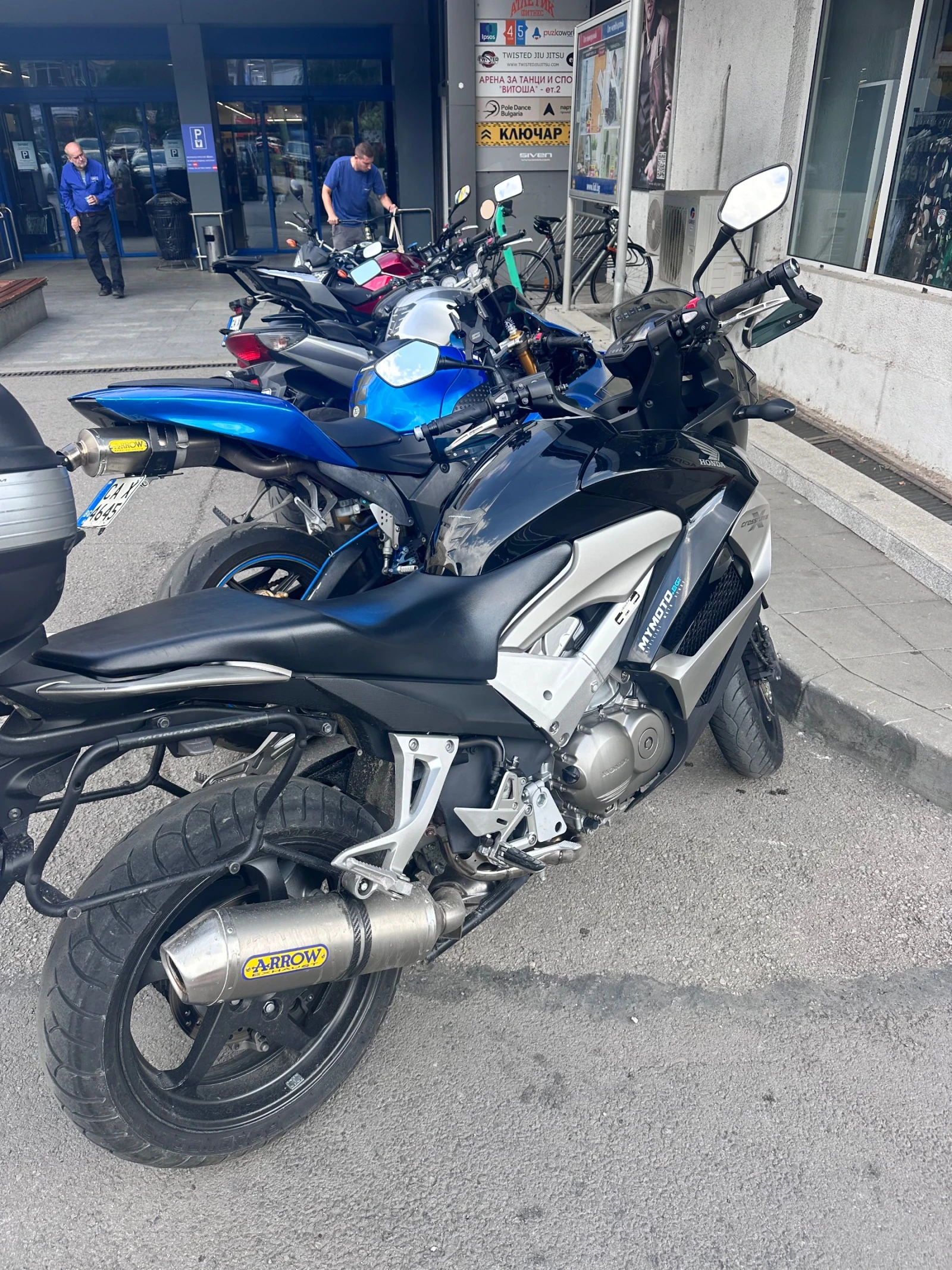 Honda Crossrunner 800 ABS, снимка 14 - Мотоциклети и мототехника - 53819469