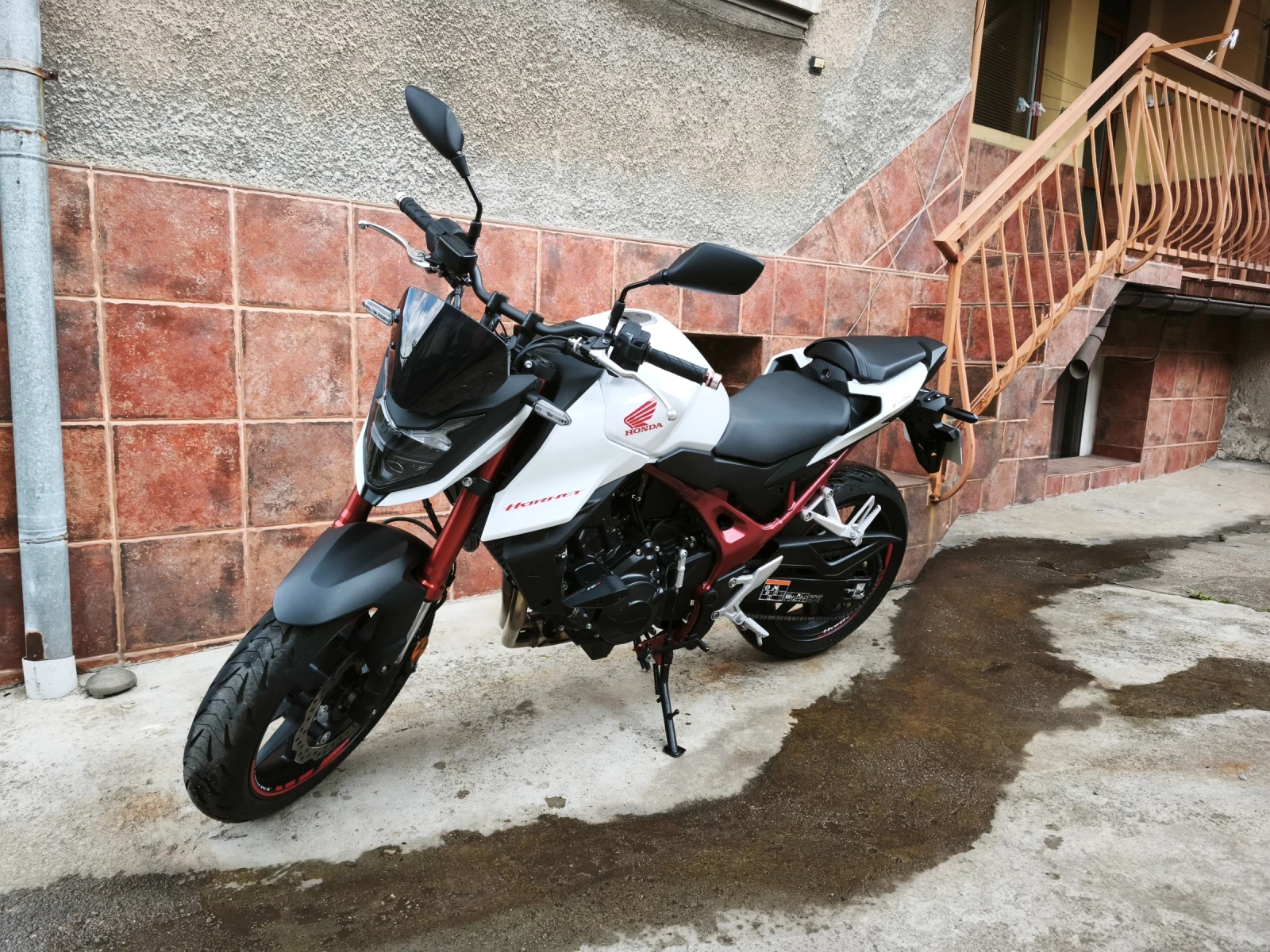 Honda Hornet 750i ABS TCS, снимка 11 - Мотоциклети и мототехника - 54344950