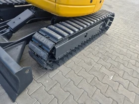 Багер Komatsu PC38UU-5, снимка 8