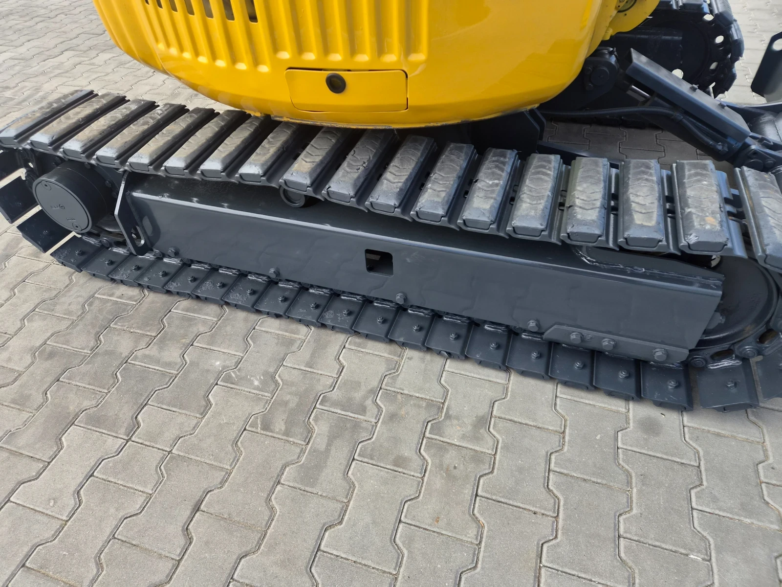 Багер Komatsu PC38UU-5, снимка 9 - Индустриална техника - 56702833