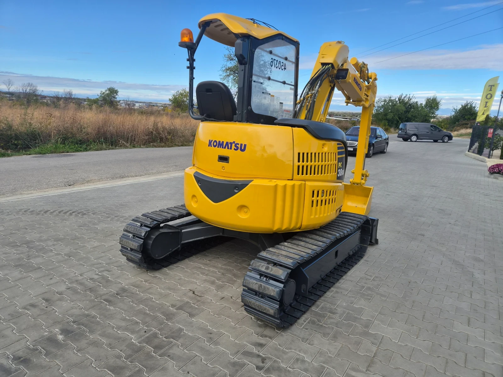 Багер Komatsu PC38UU-5, снимка 5 - Индустриална техника - 56702833