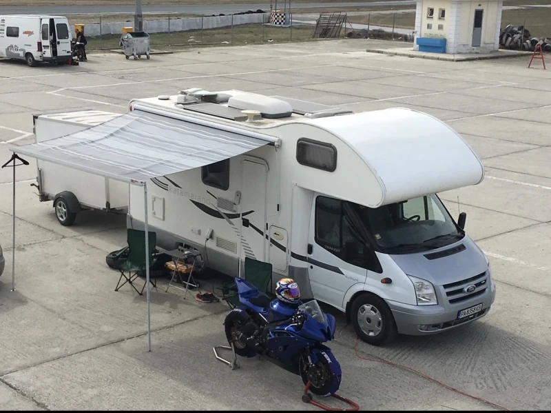 Кемпер Rimor 2 КЛИМАТИКА АВТ. САТ. АНТЕНА, снимка 5 - Каравани и кемпери - 52656016