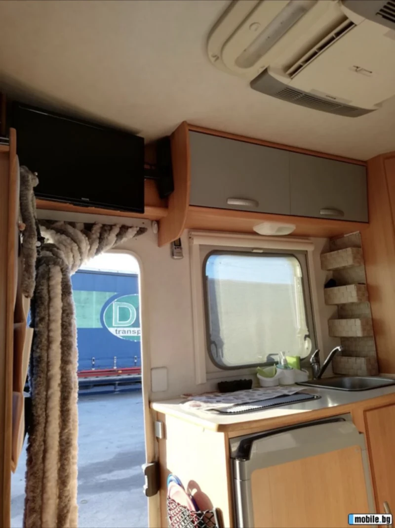 Кемпер Rimor 2 КЛИМАТИКА АВТ. САТ. АНТЕНА, снимка 10 - Каравани и кемпери - 52656016