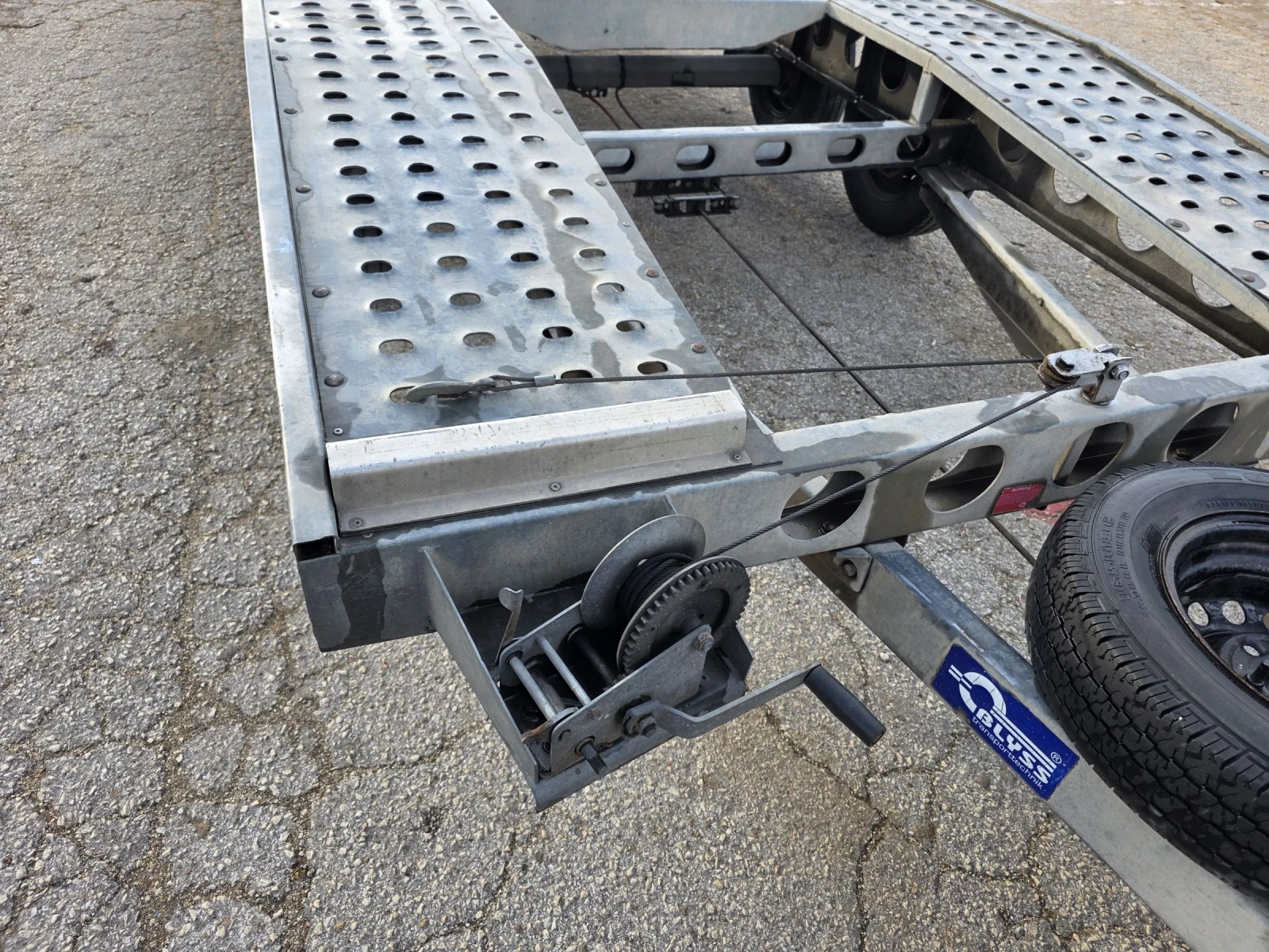   Blyss AX | Mobile.bg   4