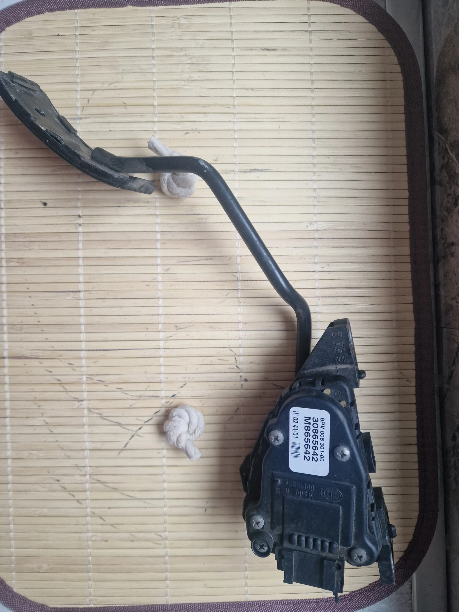 6PV 008 301-00 ����� ��� VOLVO V 40(30865642) 6PV00830100 | Mobile.bg � ����������� 1