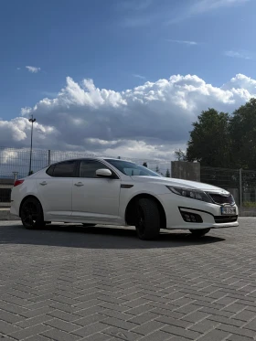 Kia K5 GT - Line! Бяла перла, течна фаза газ, снимка 2