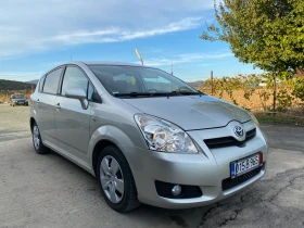 Toyota Corolla verso 2.2 d4d - изображение 1