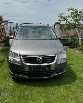 Обява за продажба на VW Touran 1.9 FACELIFT  ~6 500 лв. - изображение 1