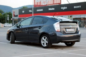 Toyota Prius Обновена батерия светъл салон - 12500 лв. - 52638738 2