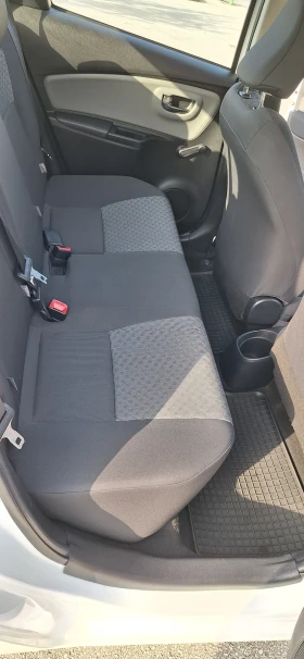 Toyota Yaris 1.33 VVT-I - 7976 € / 15599.70 лв. - 63669975 13