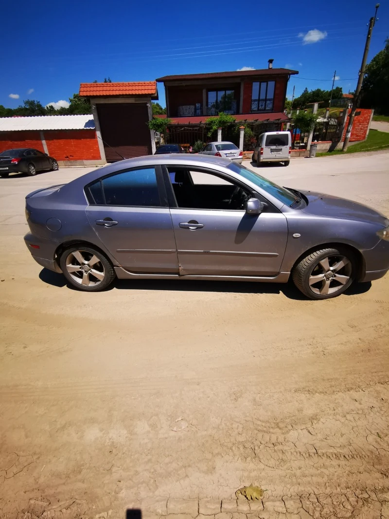 Mazda 3 2.0, снимка 2 - Автомобили и джипове - 47544858