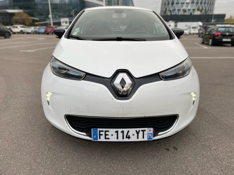 Renault Zoe 40KW- NAVI-камера, снимка 8 - Автомобили и джипове - 46736193