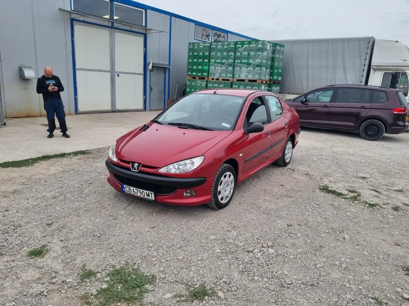 Peugeot 206, снимка 1 - Автомобили и джипове - 47381098