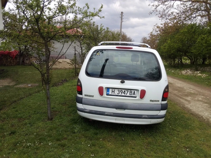 Renault Espace, снимка 2 - Автомобили и джипове - 47486060