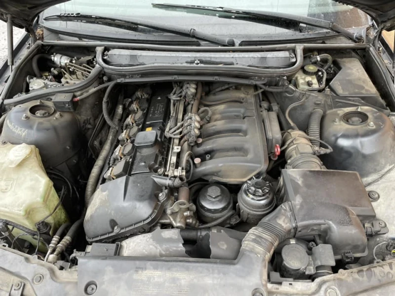 BMW 320, снимка 3 - Автомобили и джипове - 52386198