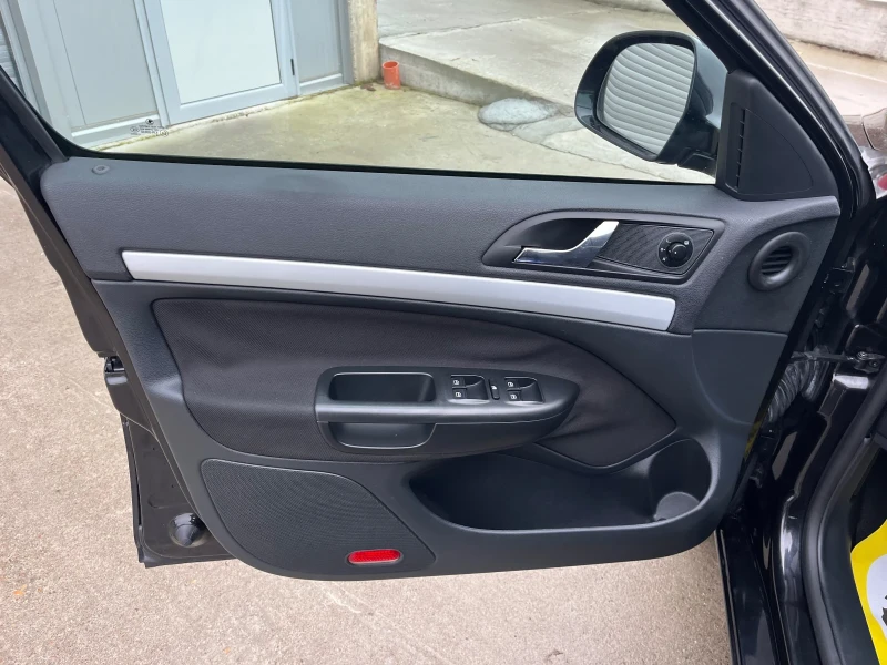 Skoda Octavia 4x4, снимка 8 - Автомобили и джипове - 52572857