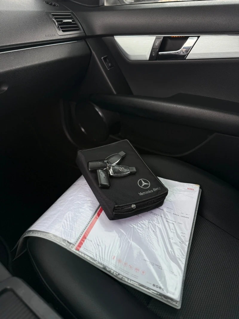 Mercedes-Benz C 220 AMG-Line OM646 170kc, снимка 11 - Автомобили и джипове - 53034688
