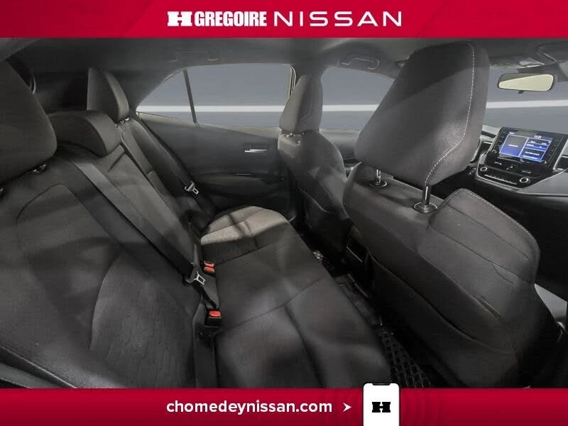 Toyota Corolla Hatchback* FWD* АвтоКредит* (ЦЕНА ДО БГ), снимка 14 - Автомобили и джипове - 54136492