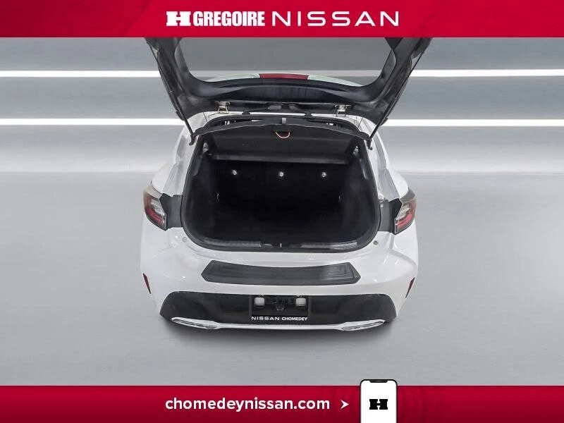 Toyota Corolla Hatchback* FWD* АвтоКредит* (ЦЕНА ДО БГ), снимка 15 - Автомобили и джипове - 54136492