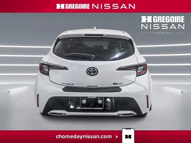 Toyota Corolla Hatchback* FWD* АвтоКредит* (ЦЕНА ДО БГ), снимка 5 - Автомобили и джипове - 54136492