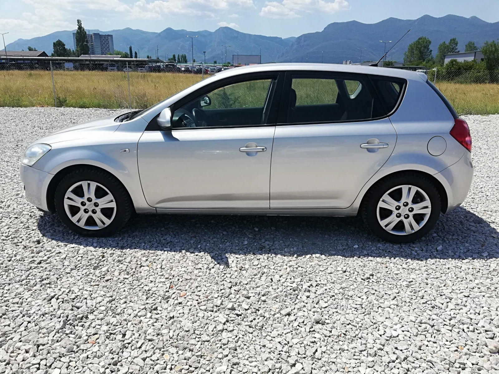 Kia Ceed 1.6crdi kli IT - изображение 3