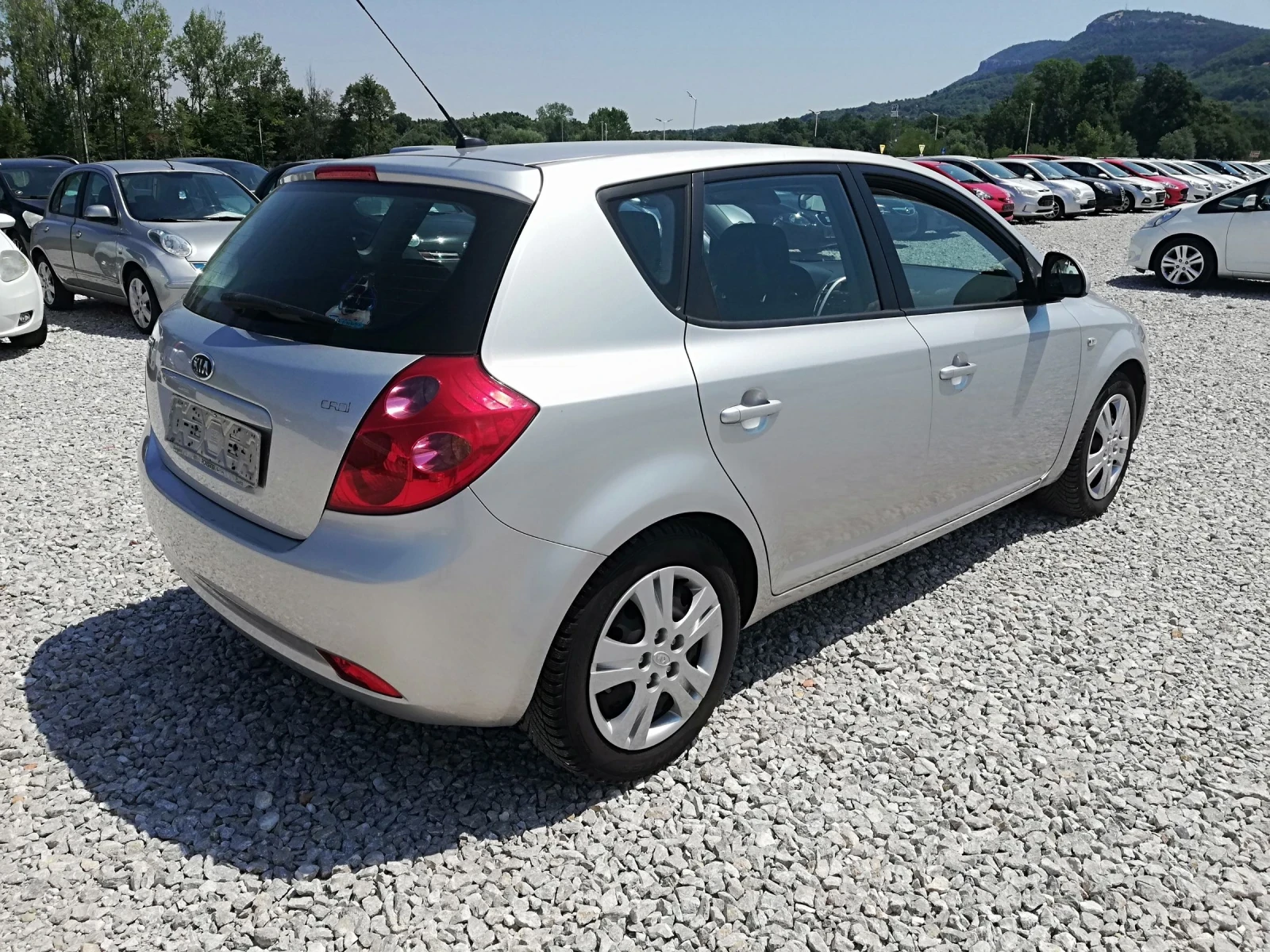 Kia Ceed 1.6crdi kli IT - изображение 6