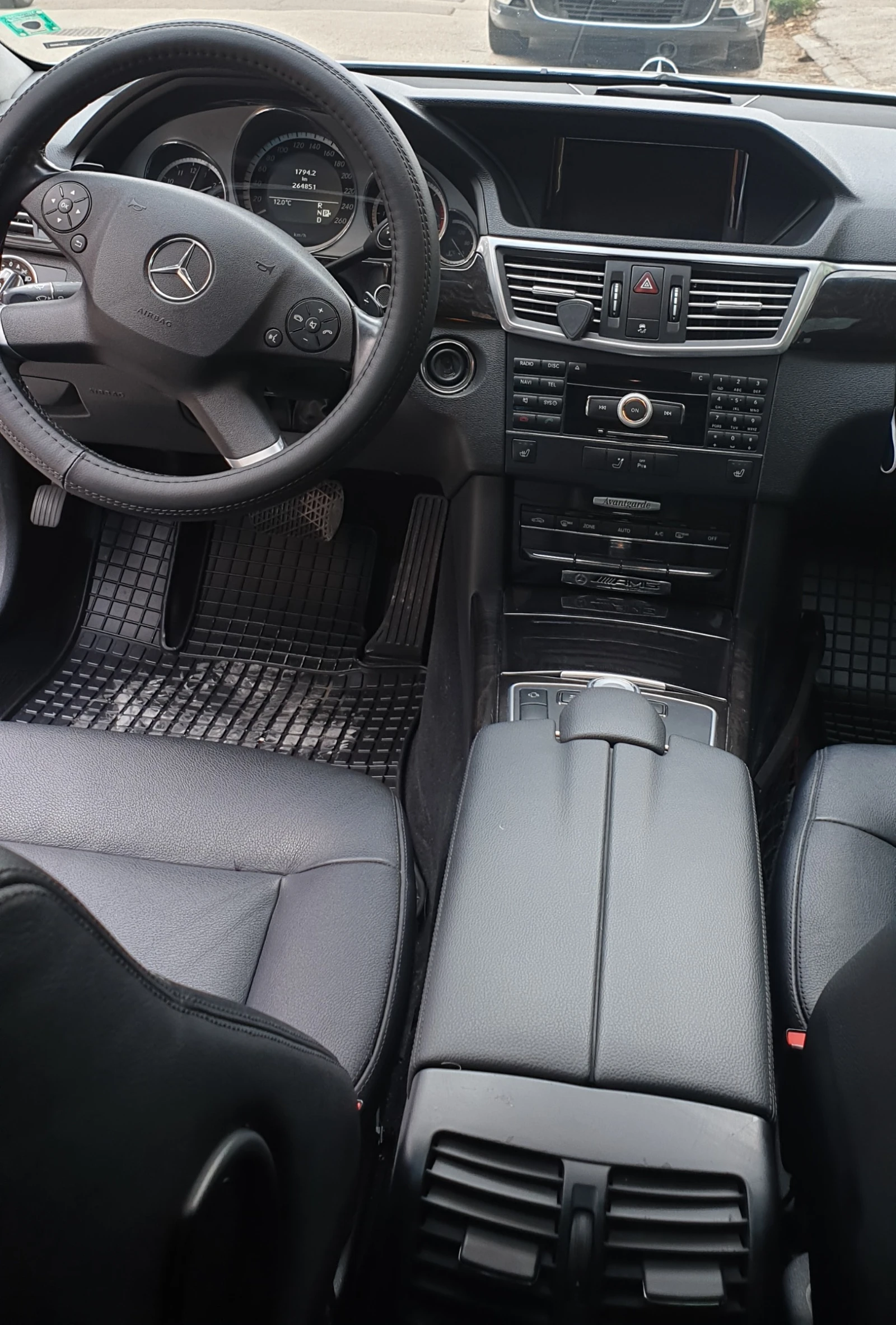 Mercedes-Benz E 350 BlueEFFICIENCY - изображение 8