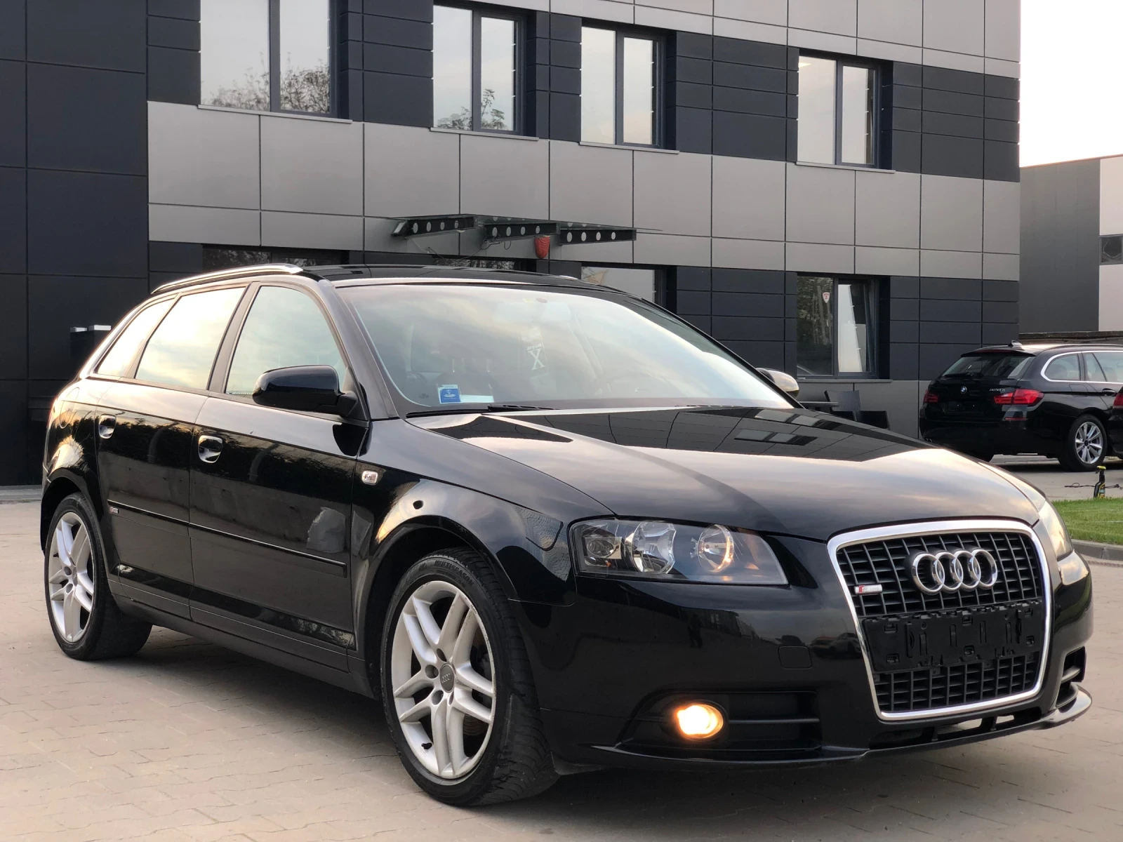 Audi A3 2.0 TDI Ambition Sportback S-Line BMM АЛКАНТАРА - изображение 10