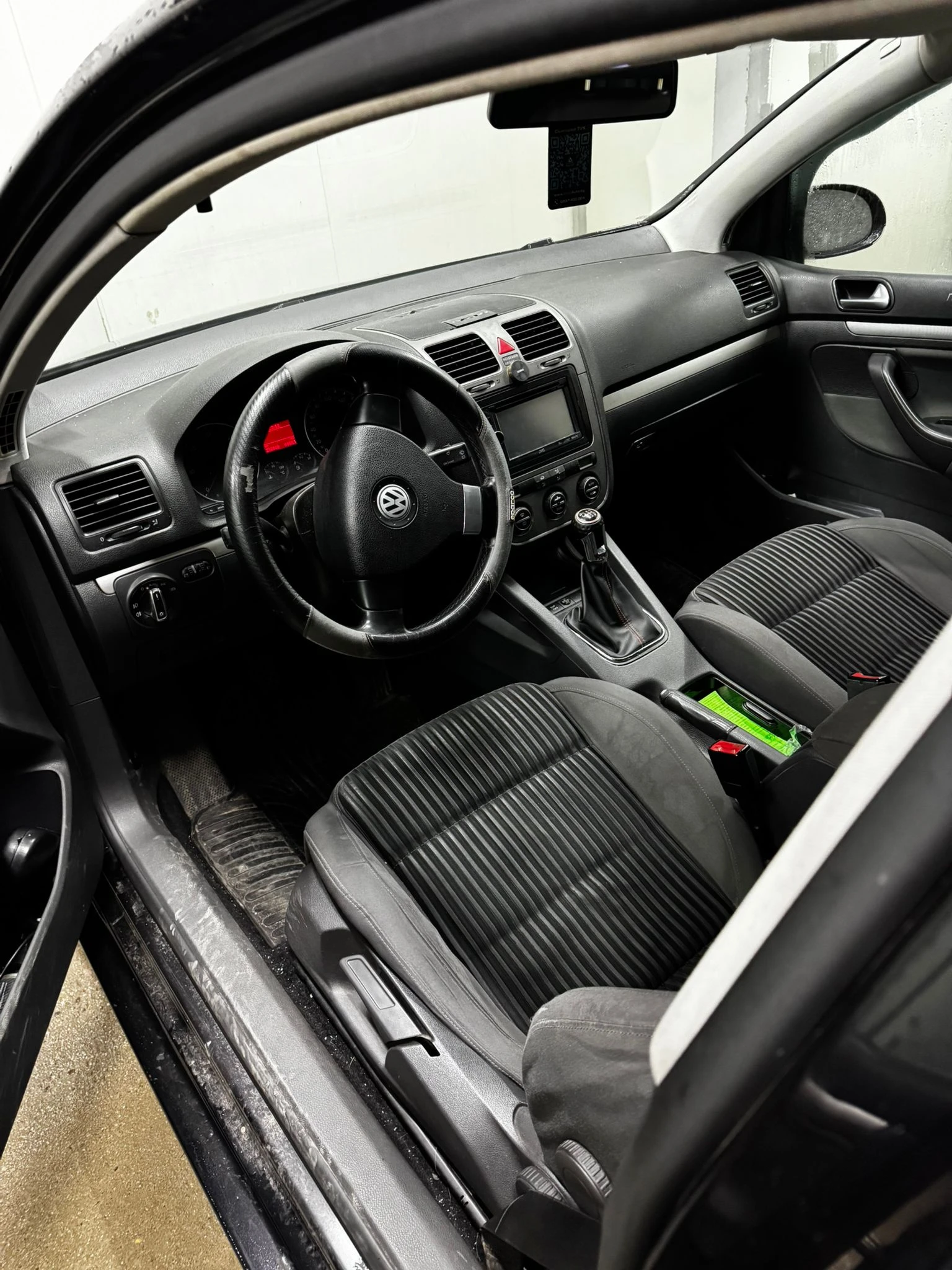 VW Golf 2.0, снимка 4 - Автомобили и джипове - 54061387