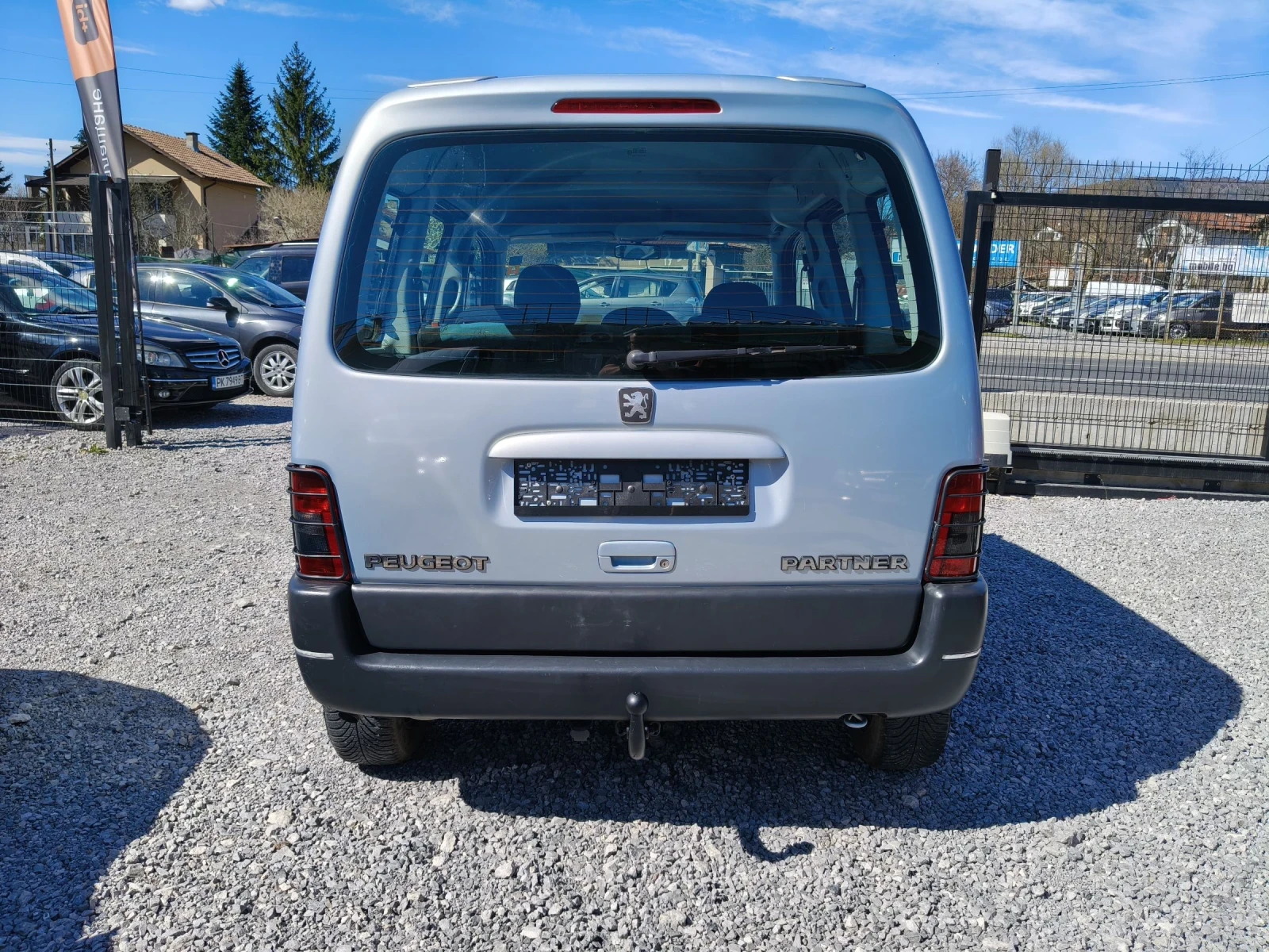 Peugeot Partner 2.0HDI, снимка 6 - Автомобили и джипове - 54114258