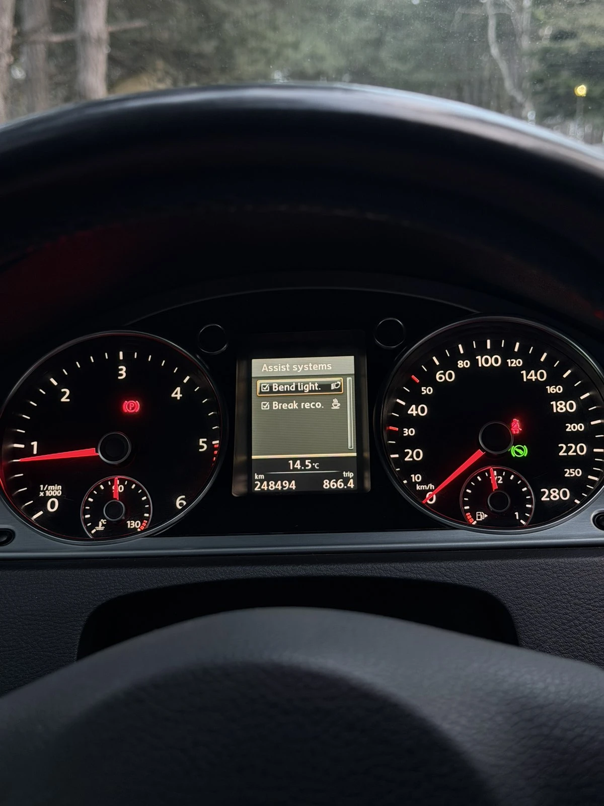 VW CC Facelift 2.0, снимка 9 - Автомобили и джипове - 54240817