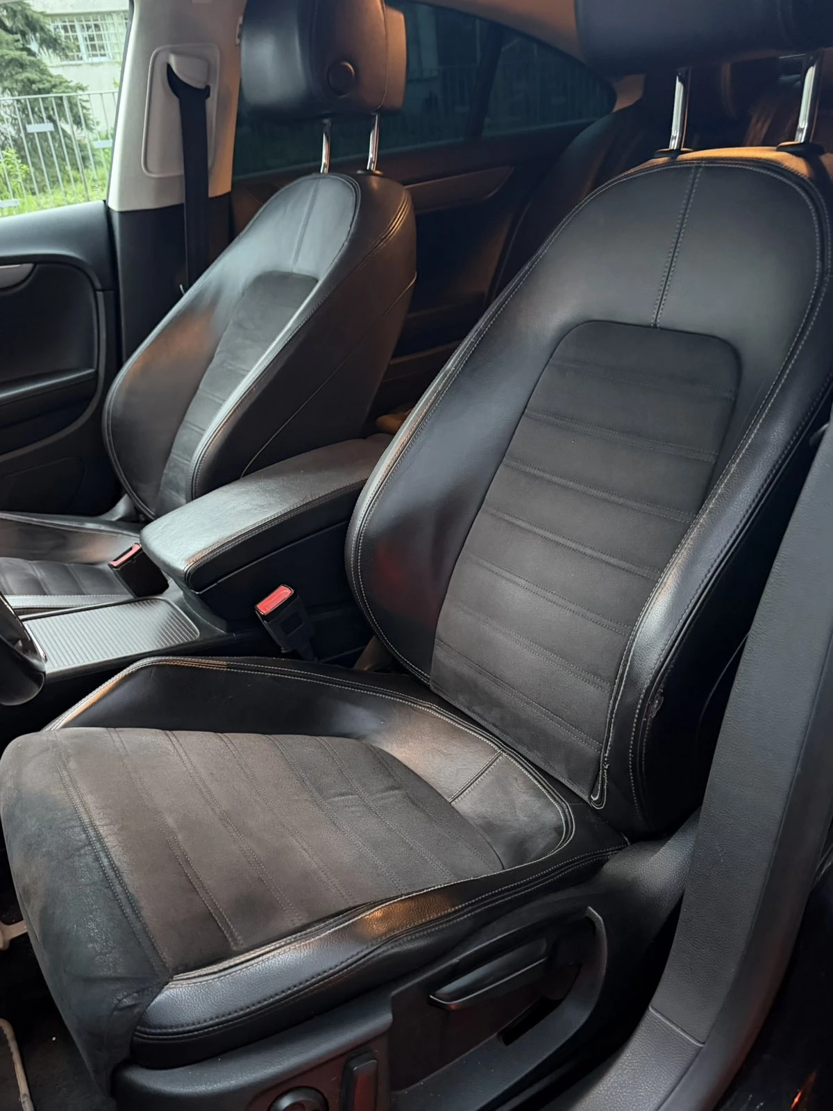 VW CC Facelift 2.0, снимка 12 - Автомобили и джипове - 54240817