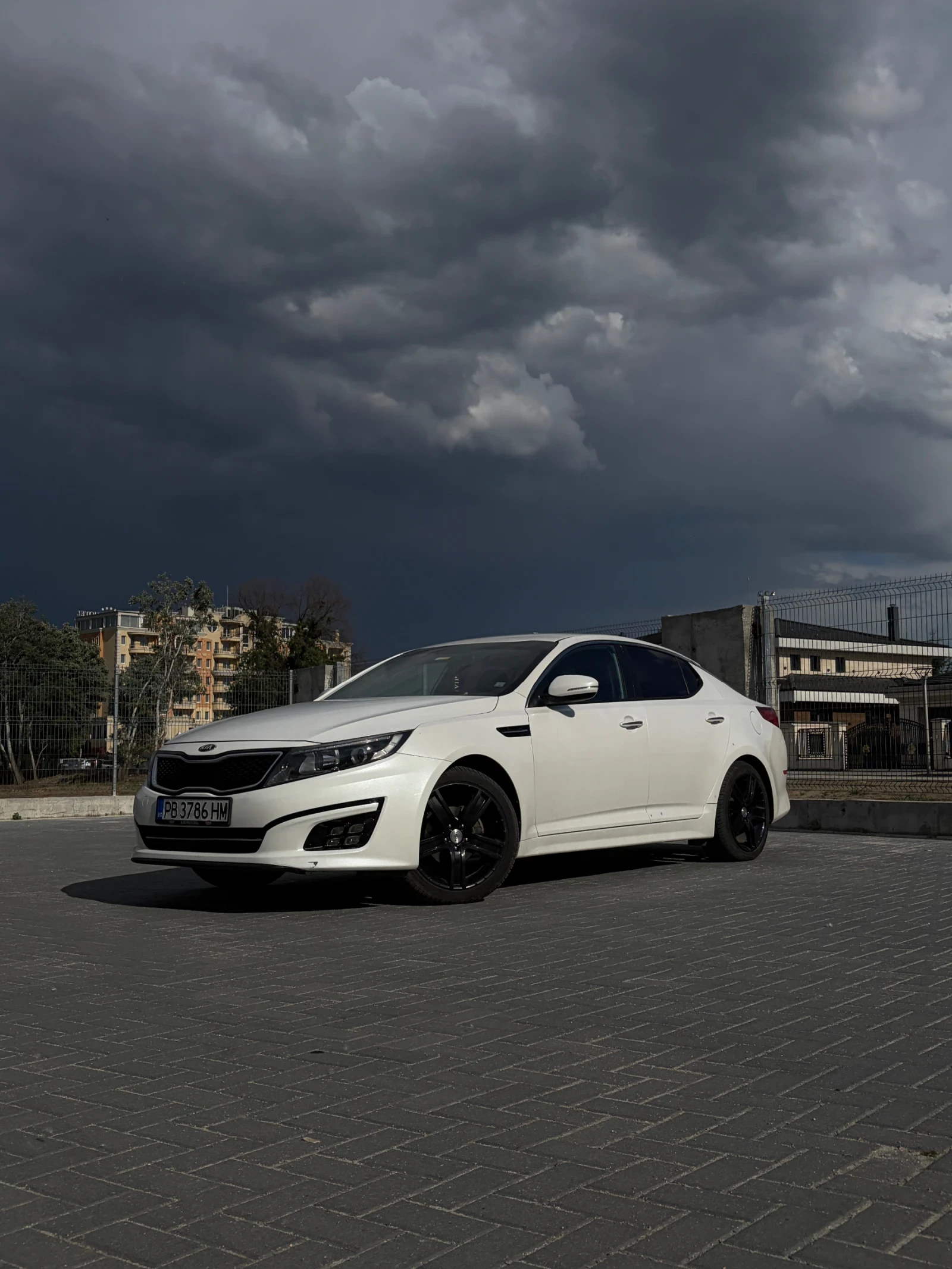 Kia K5 GT - Line! Бяла перла, течна фаза газ