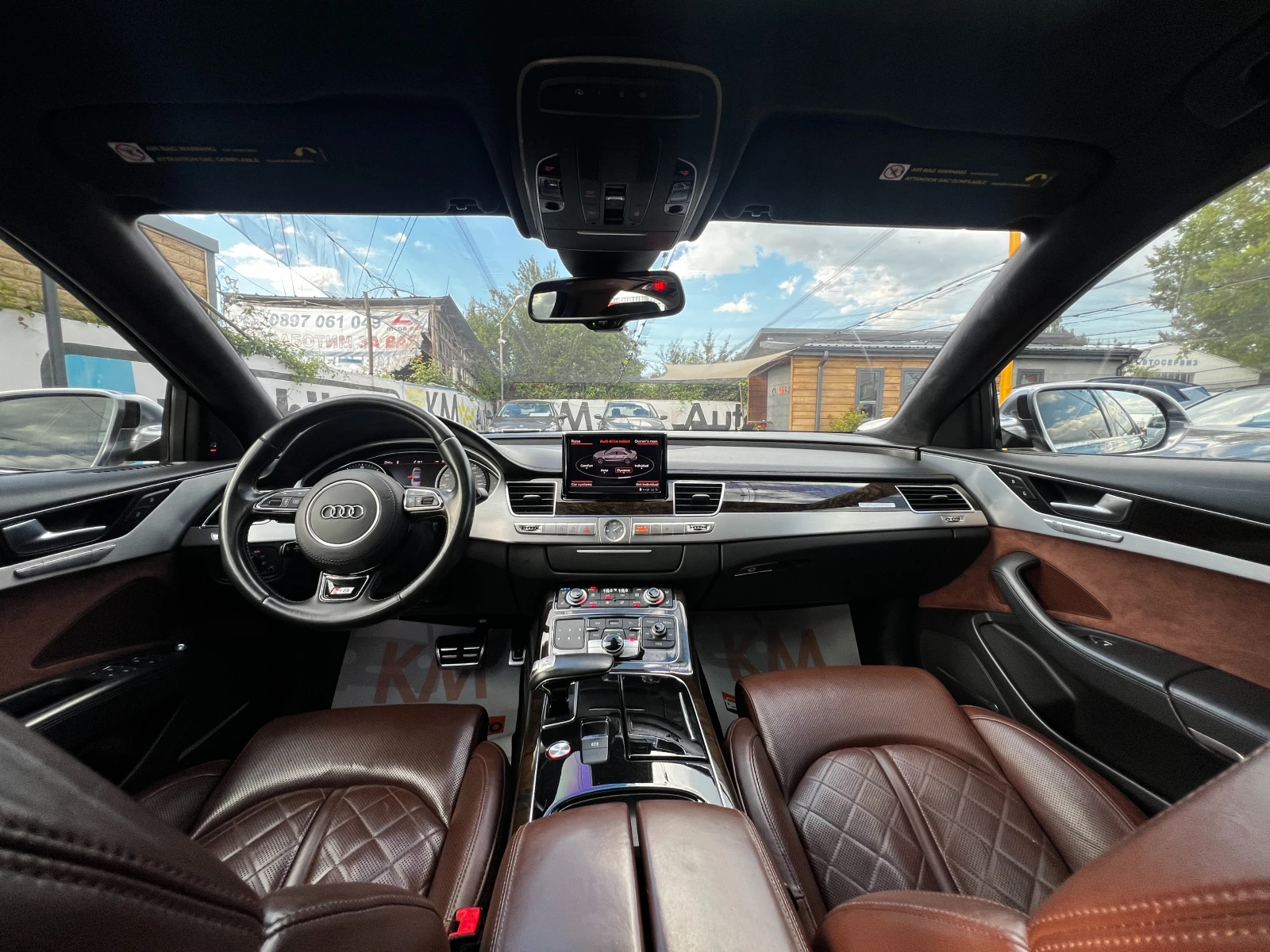 Audi S8 PLUS EXECUTIVE/QUATTRO SPORT/NAVI/360/ВАКУУМ/BOSE, снимка 12 - Автомобили и джипове - 54917199