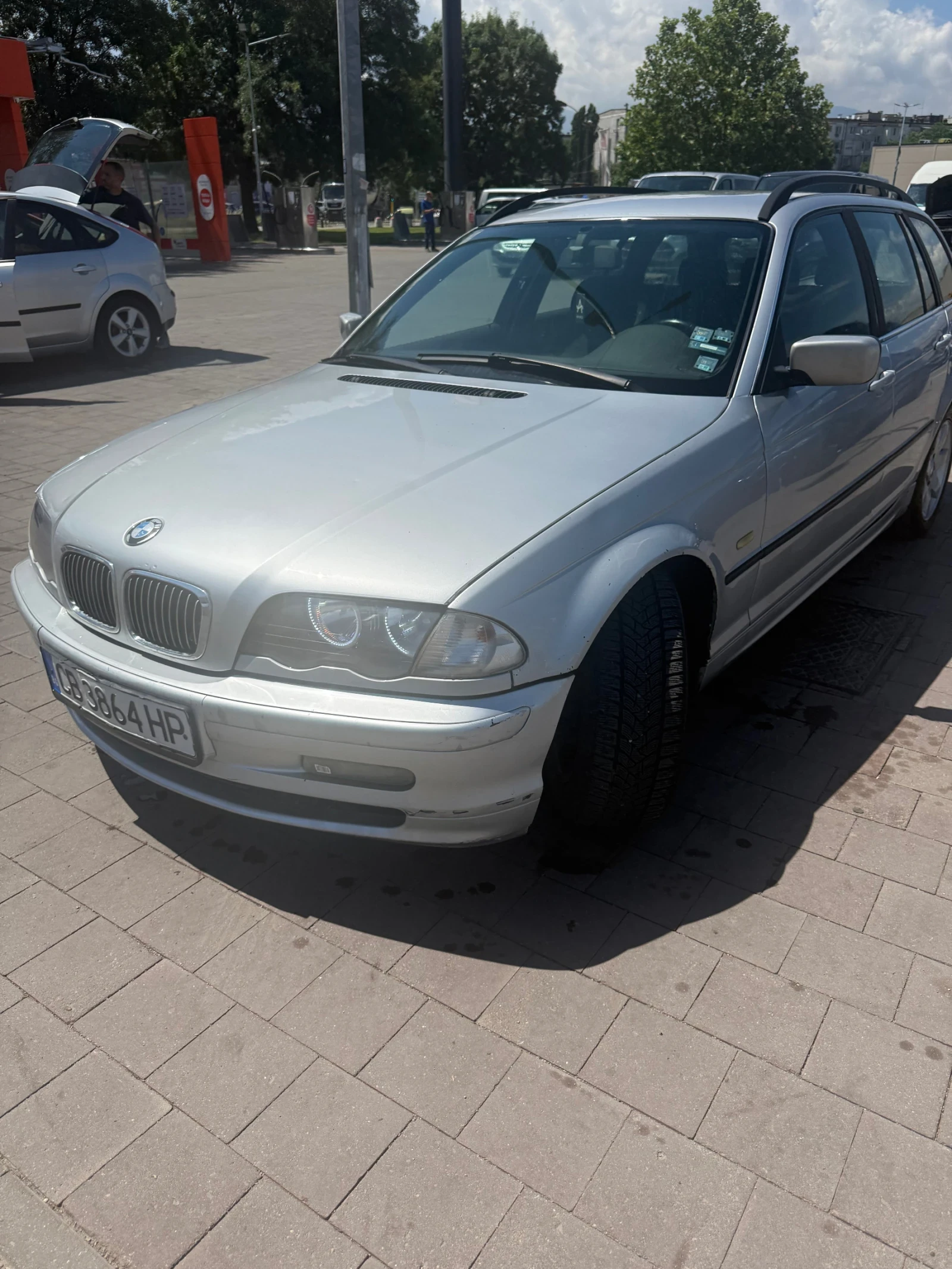 BMW 320, снимка 2 - Автомобили и джипове - 54942252