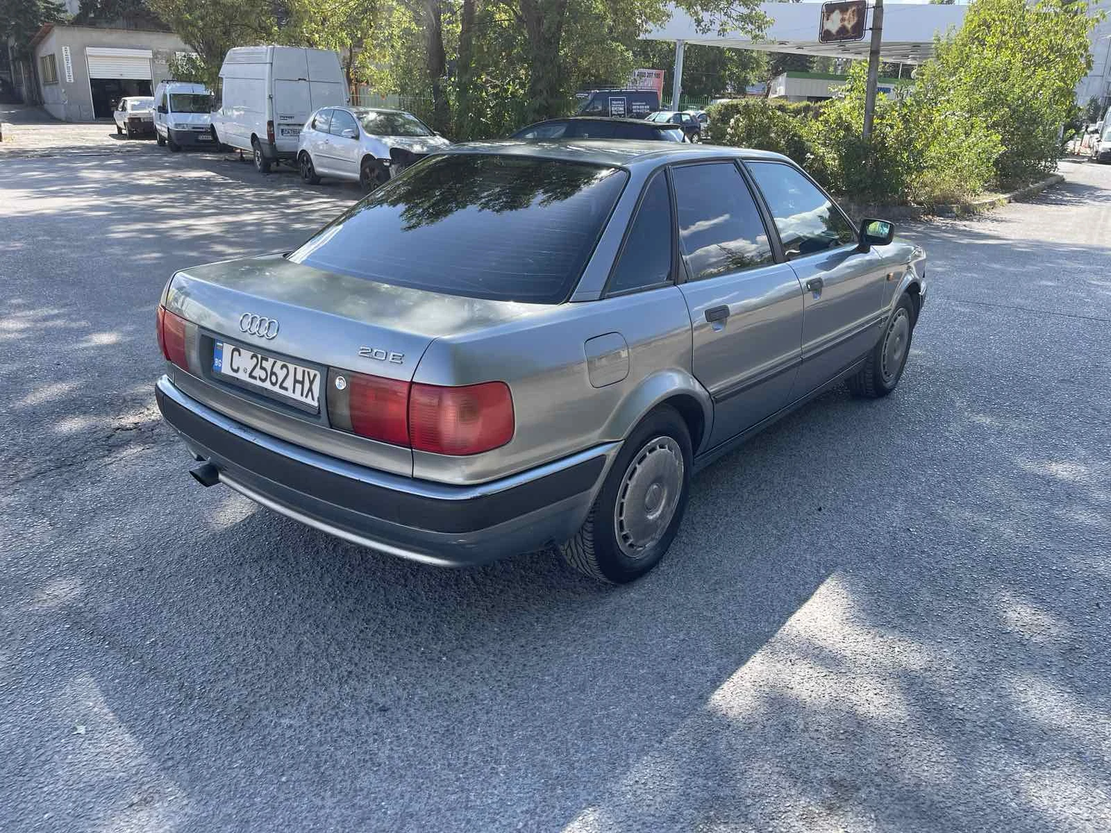 Audi 80 B4 2.0E 115 к.с LPG/Газов инжекцион, снимка 5 - Автомобили и джипове - 56117970