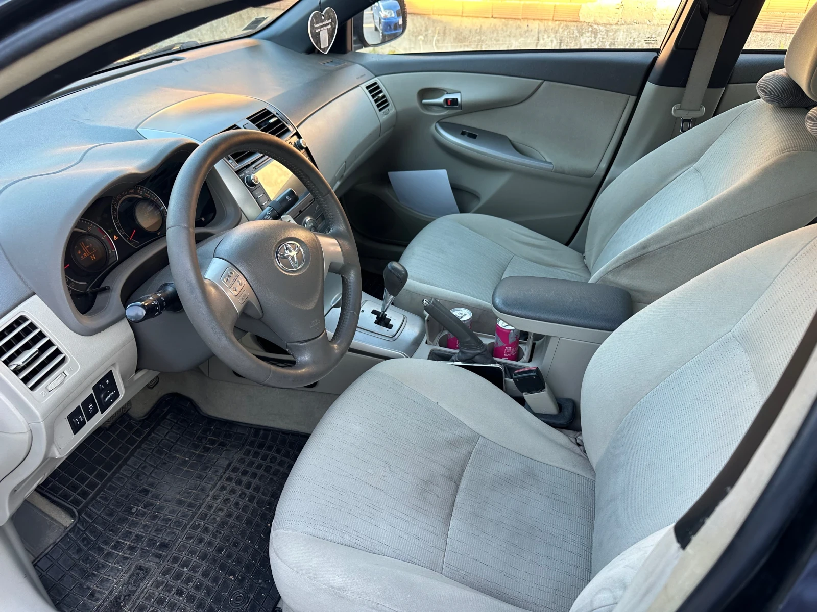 Toyota Corolla, снимка 8 - Автомобили и джипове - 56259654