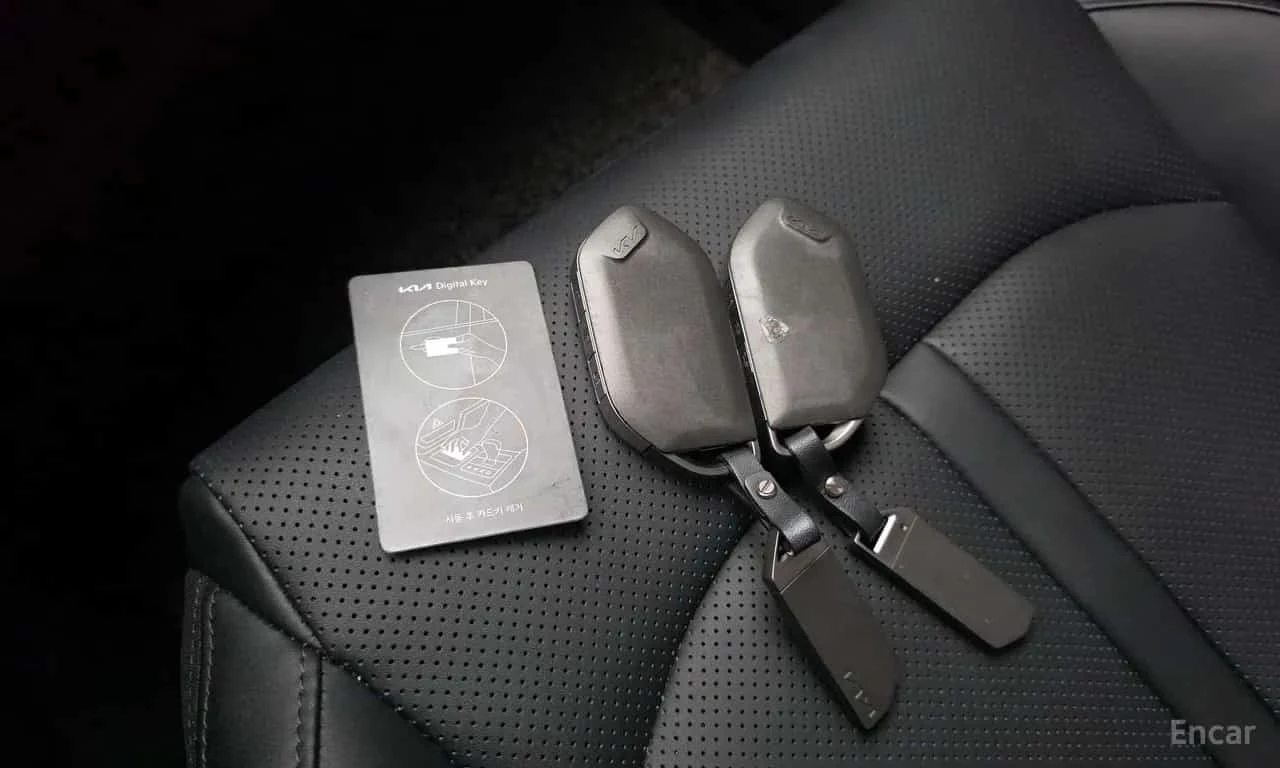 Kia K5 * 2.0 * ОБДУХВАНЕ * KEYLESS * ЦЕНА ДО БГ  * , снимка 17 - Автомобили и джипове - 56596275