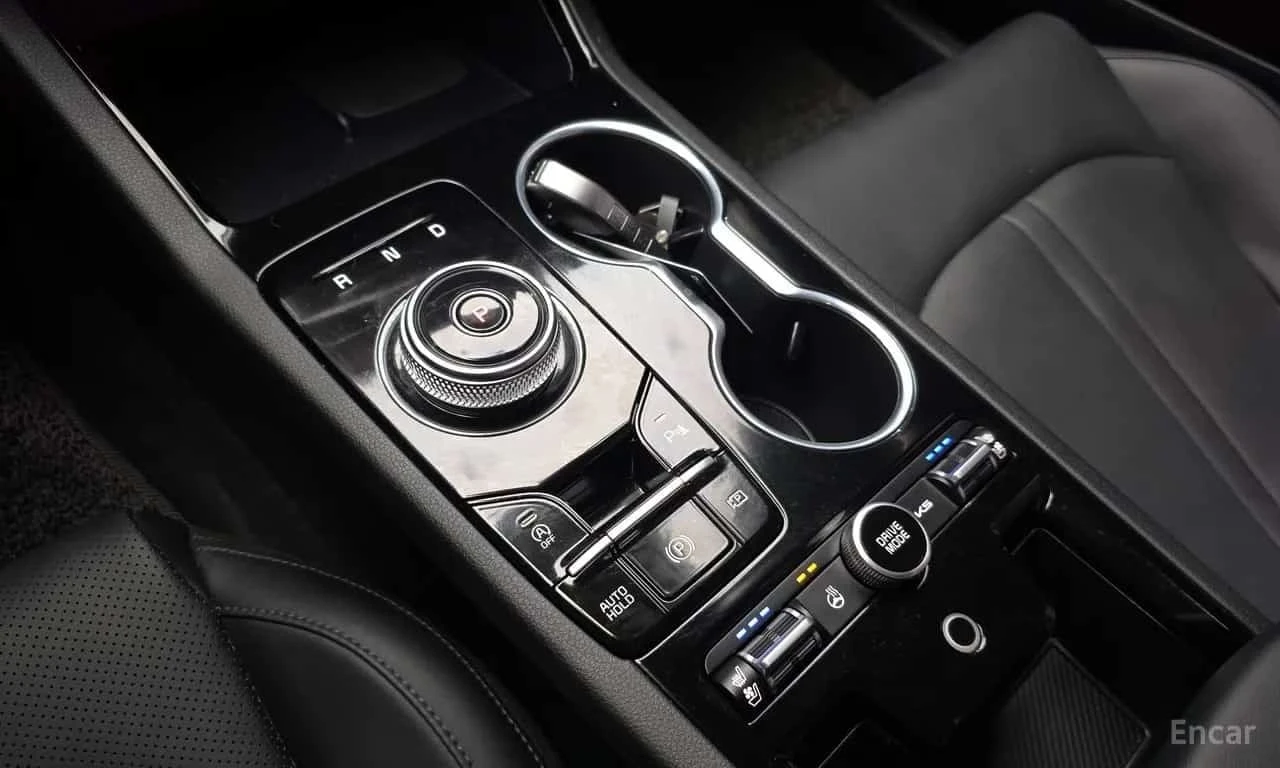Kia K5 * 2.0 * ОБДУХВАНЕ * KEYLESS * ЦЕНА ДО БГ  * , снимка 9 - Автомобили и джипове - 56596275