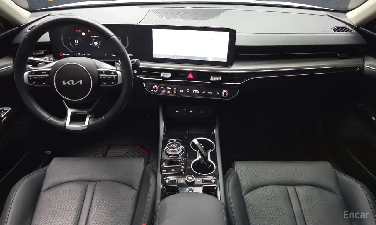 Kia K5 * 2.0 * ОБДУХВАНЕ * KEYLESS * ЦЕНА ДО БГ  * , снимка 7 - Автомобили и джипове - 56596275