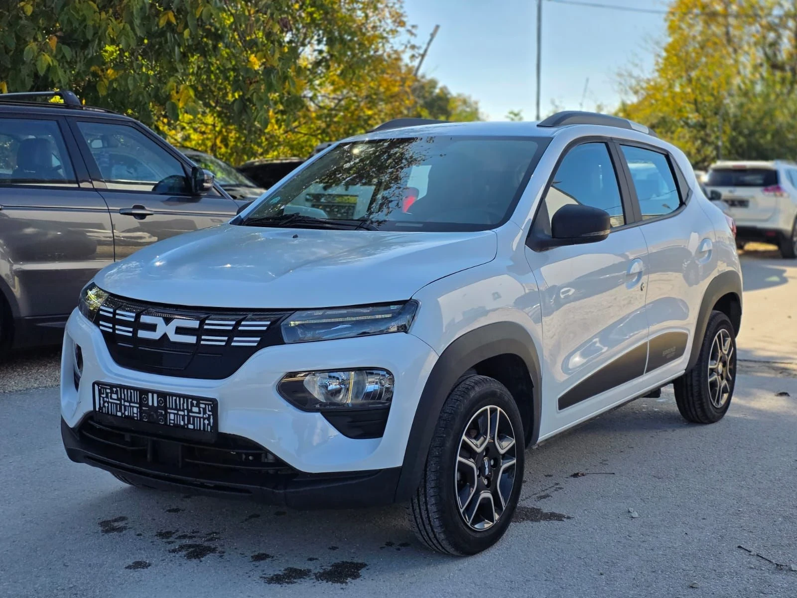 Dacia Spring Expression 45 Гаранция Лизинг Франция