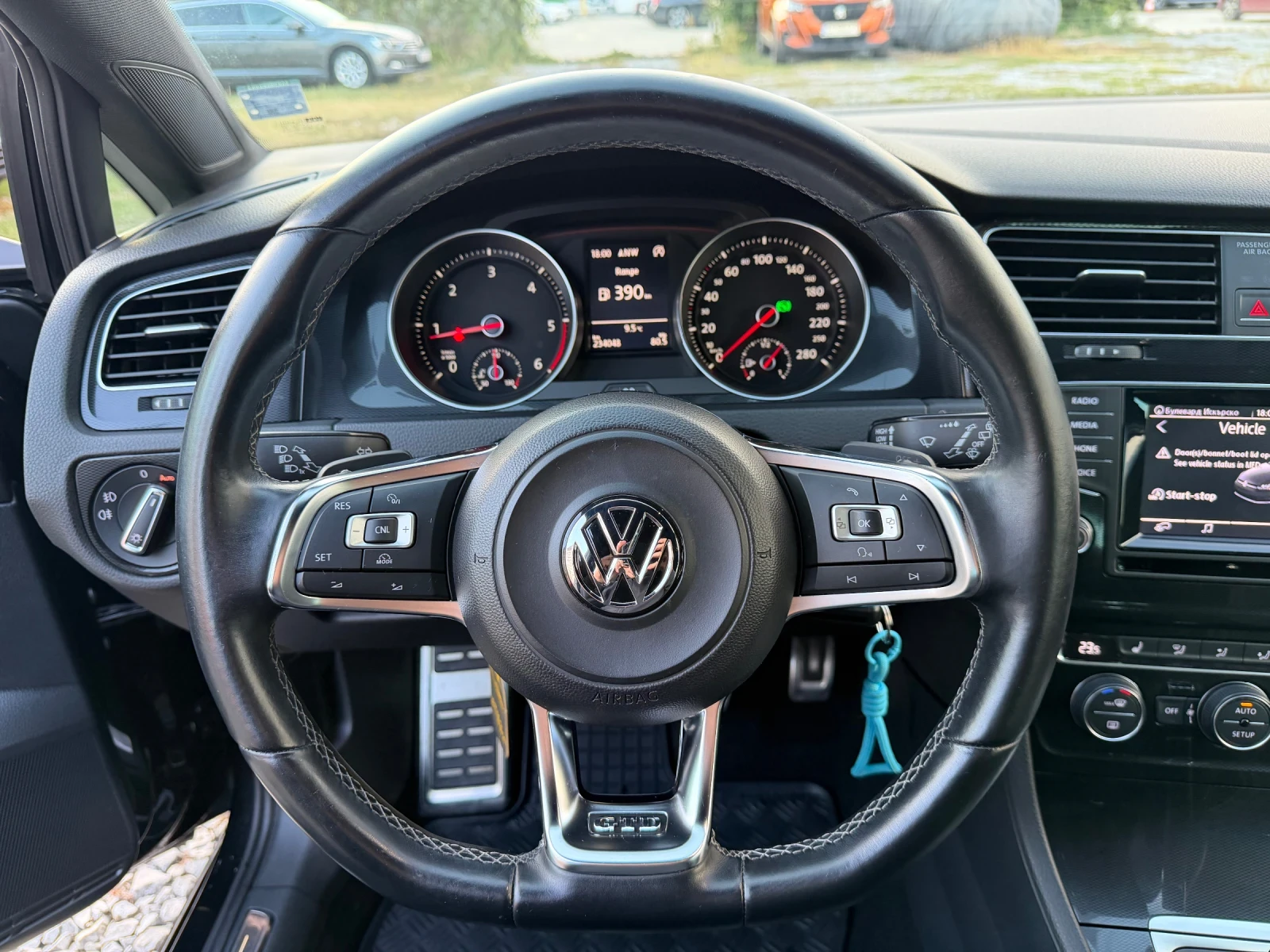 VW Golf GTD 2.0 TDI 184kc, снимка 11 - Автомобили и джипове - 56720053